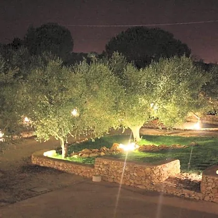 Agri Gallipoli Bed & Breakfast 3*